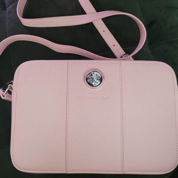 Origami Owl Handbags - origami owl crossbody locket bag